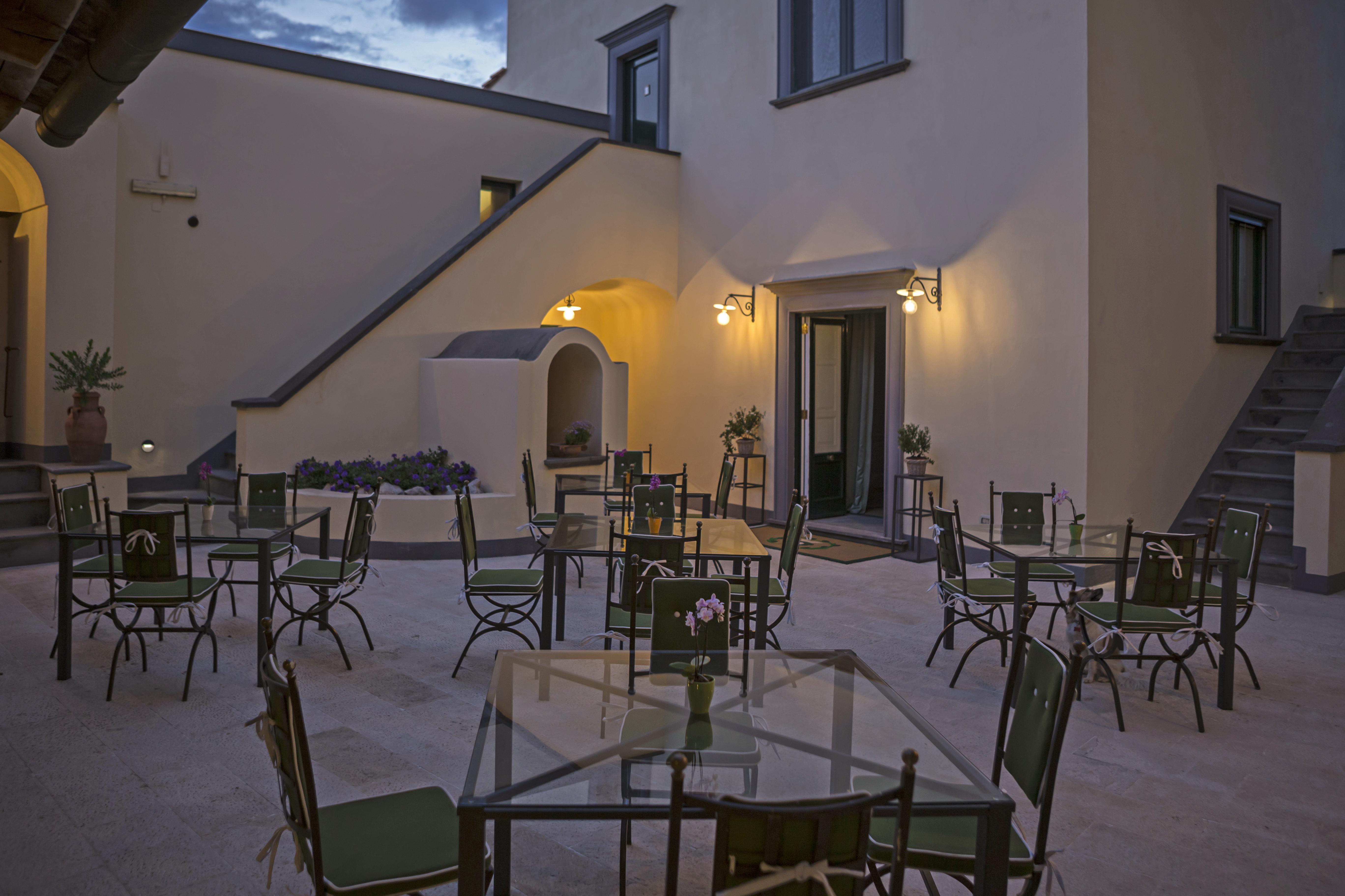 Relais Regina Giovanna Сорренто Ресторан фото